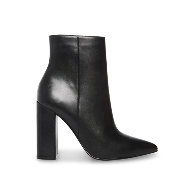 Steve Madden Shoes - Steve Madden Ankle Boots
